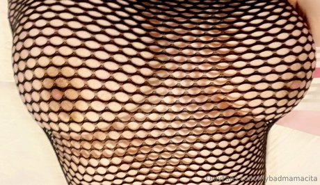 mybadmamacita model hd bild