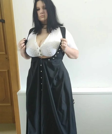 thethreeheadedsnake model hd bild