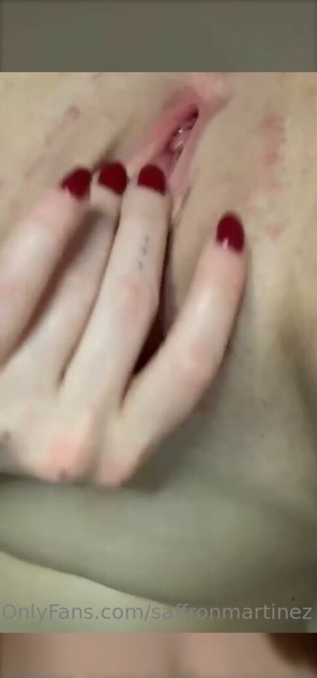 Saffron Martinez xxx perfekte foto