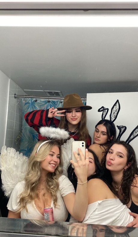 Katia A porno akt bild