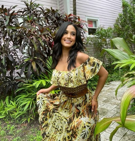 Emily Tosta erwachsene kunst archiv