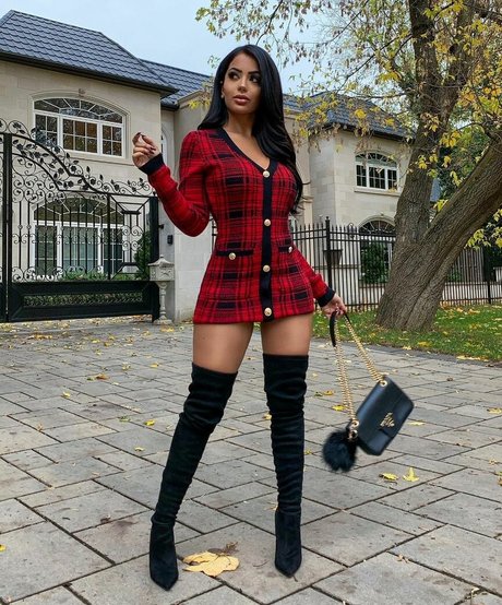 Aneeqa Farid model nette bild