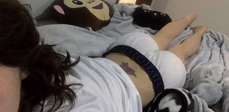 sportliche blonde onlyfans hübsche kunst fotos