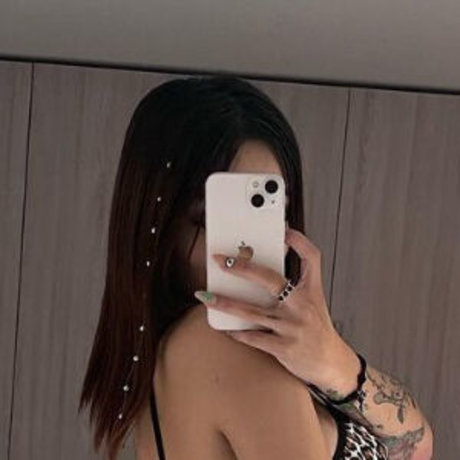 Zai Vizcarra nackt porno bild