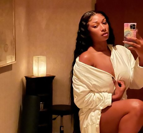 Megan Thee Stallion nacktheit kostenlose fotos