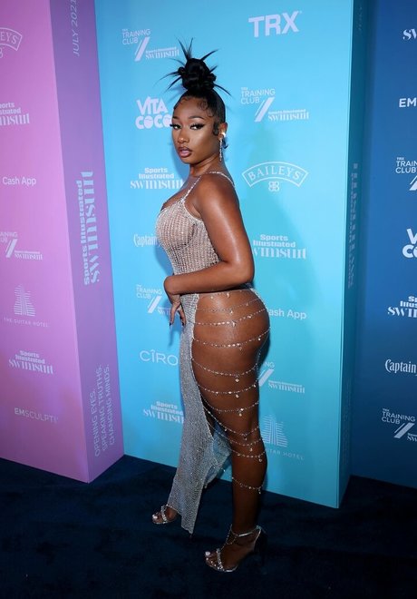 Megan Thee Stallion model nackten archiv