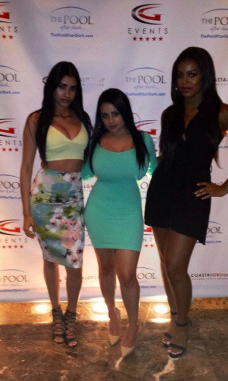 Alexa Attias nackt schöne archiv