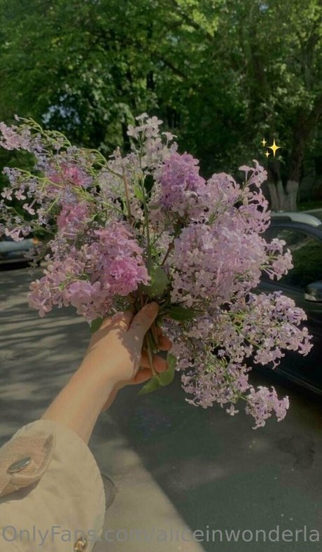 dünne blonde onlyfans kunst sex bild