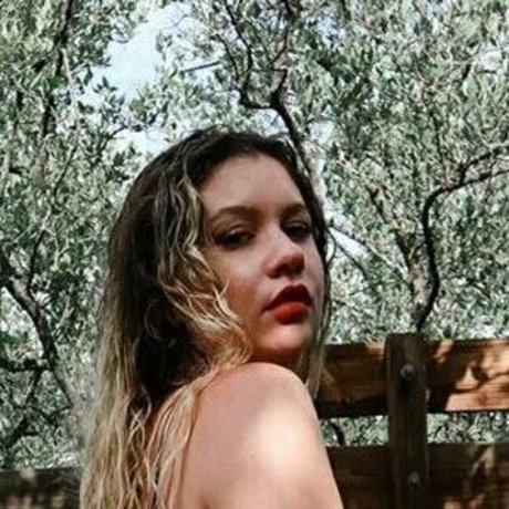 mckenzieluvvv freie nackten bild