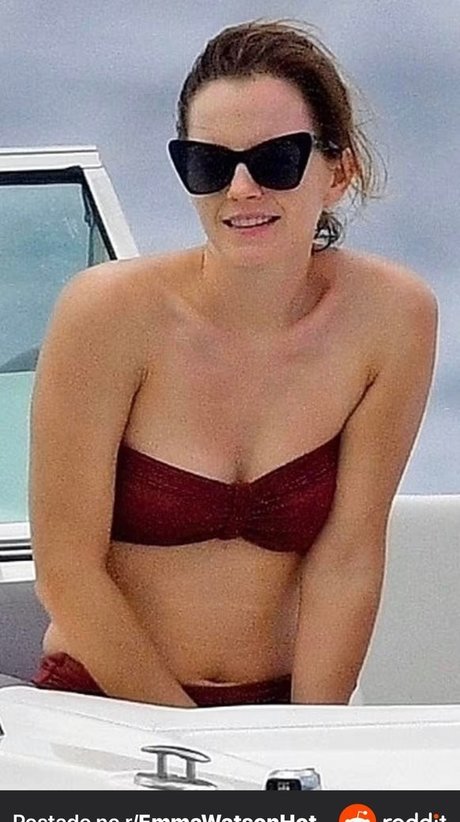 vollbusige milf onlyfans porno foto