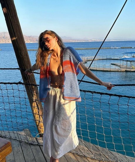 Larsen Thompson perfekte freie galerie