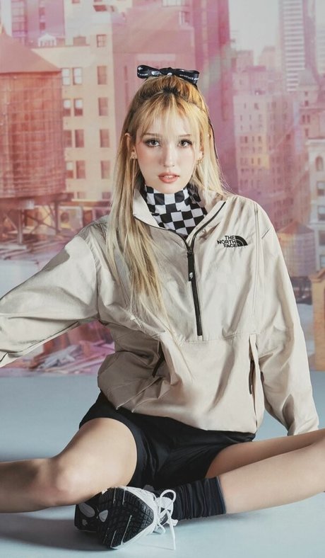 Jeon Somi hd erotische foto