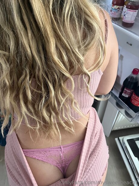 Mysweetpeach1 nackt pornographische bilder
