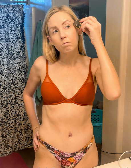 weiße shemale-onlyfans nackt porno galerien