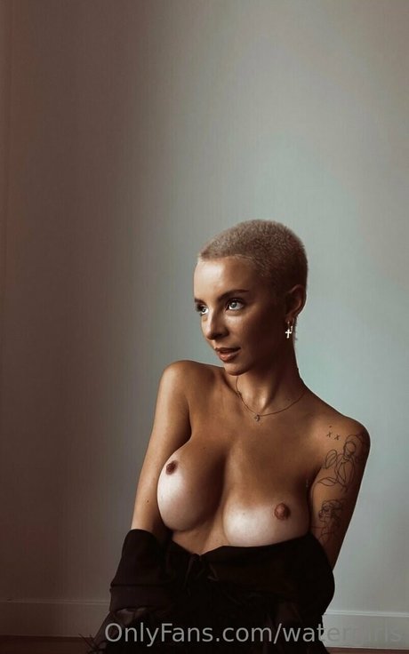 watergirls nackt pornografische bilder