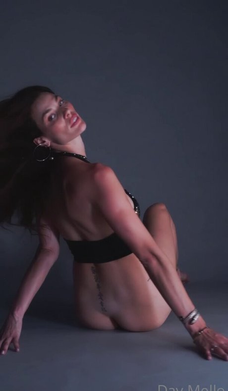 Dayane Mello kunst erotische archiv