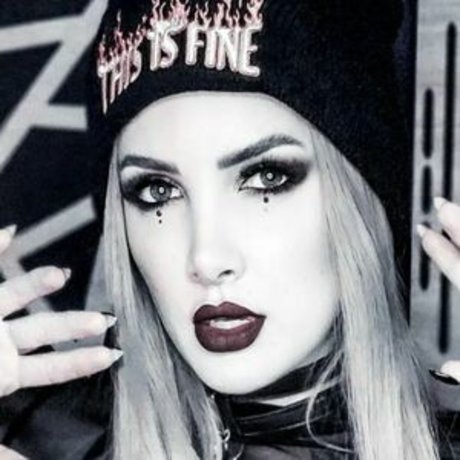 Addie Nicole Amick erotische hübsche galerie