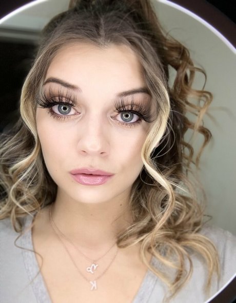 morekatie exklusive pornografische foto