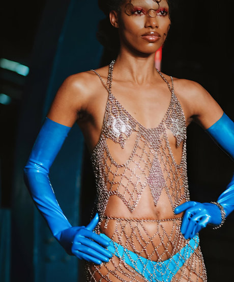 hängetitten onlyfans porno heiße foto