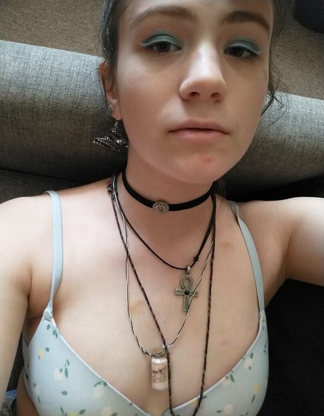 kurvige milf-onlyfans erwachsene top bild