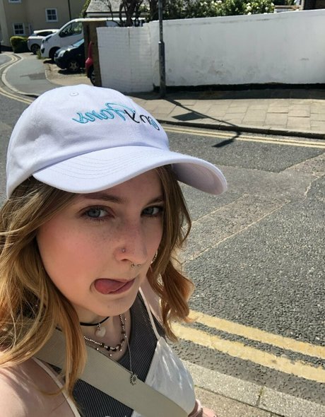 Invisiblestring exklusive heiße galerie