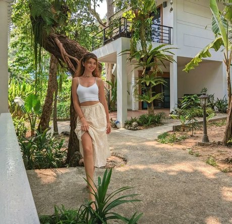 fingern spritzen onlyfans erwachsene nackt galerie