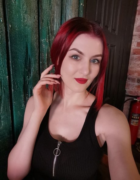 Alice Inferno exklusive nackt fotos