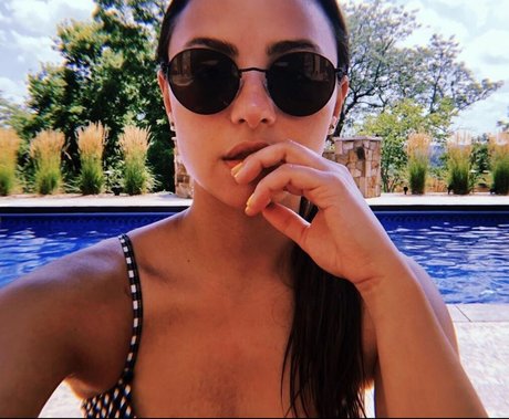 Aimee Carrero freie nackten foto