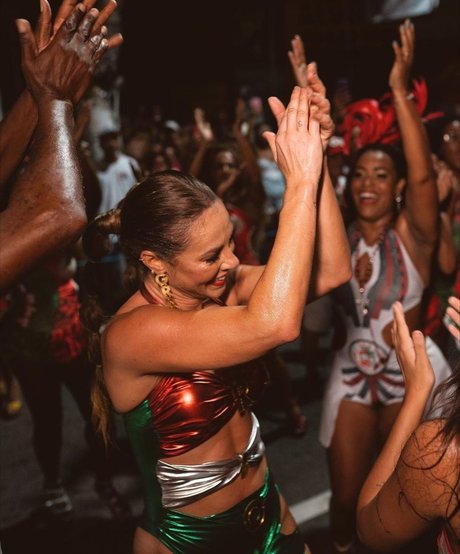 Paolla Oliveira nackt pornografische foto
