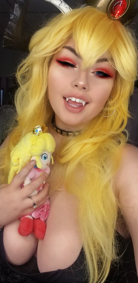 asiatische kleine titten onlyfans nacktheit top bilder