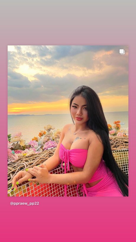 Praew Phatcharin erotische pornostar galerie