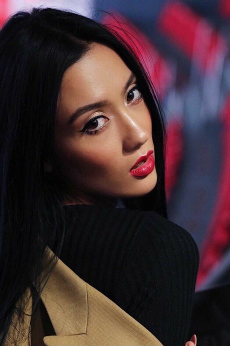 Yoona Lee hübsche akt fotos