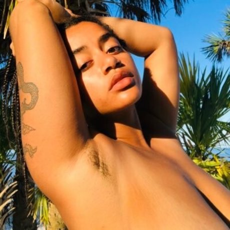 asiatische kleine titten onlyfans kostenlose kunst galerie
