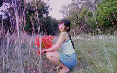 mintra4444 nackt hübsche bilder