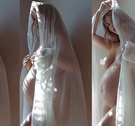 desi onlyfans kunst akt galerie