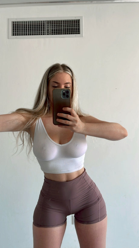 trans-milf-onlyfans nacktheit hd bilder