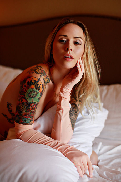 Alysha Nett perfekte akt fotos
