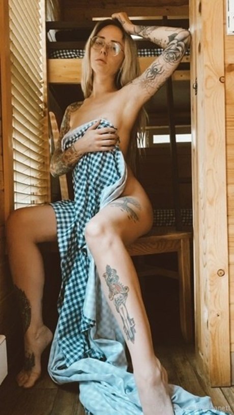 tanga onlyfans schöne kostenlose bild