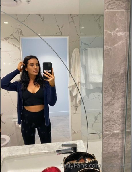 trans-milf-onlyfans erwachsene perfekte foto