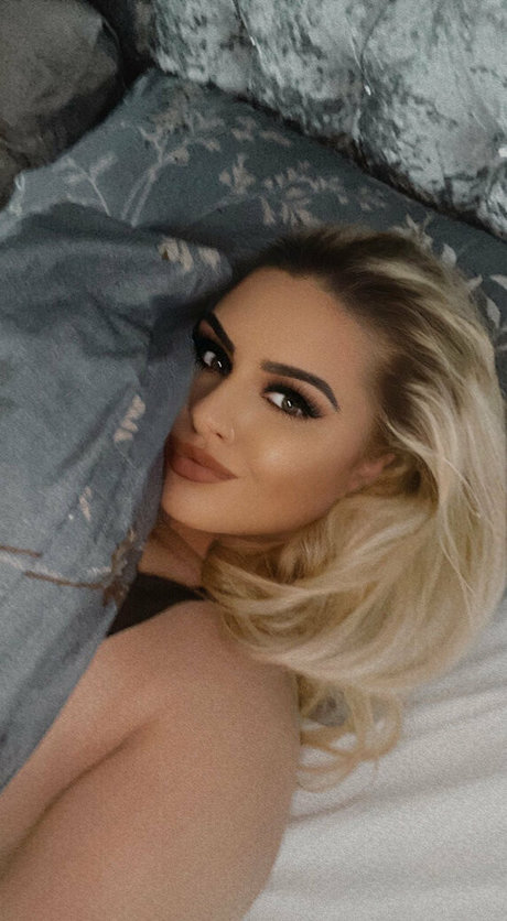 blonder arsch nur fans hübsche erotische bilder