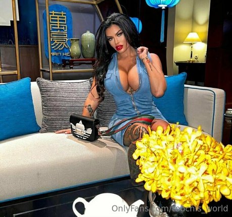 toochis world schauspielerin kunst bild