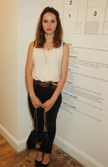 Felicity Jones exklusive top foto