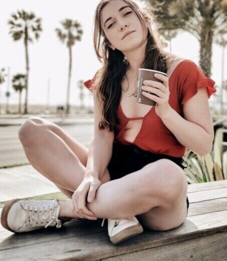 Ayytrae hd erotische fotos