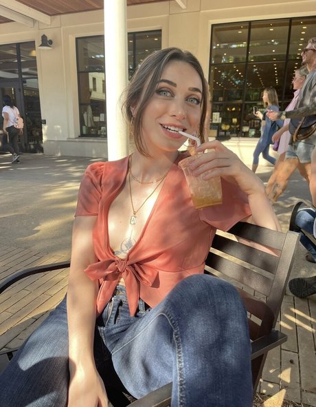 Ayytrae erwachsene hübsche archiv