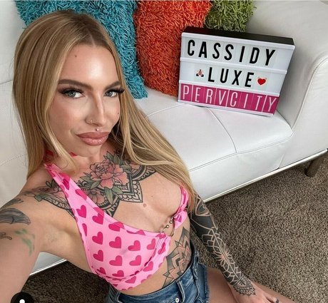 Cassidy Luxe xxx hd galerien