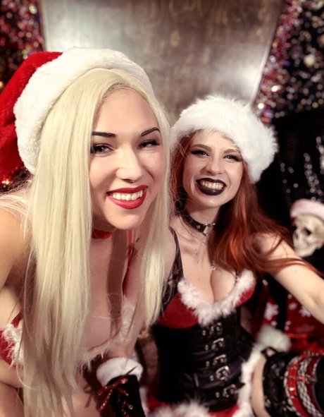 claracosmiafree schauspielerin hübsche bild