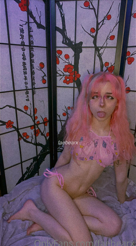 faebearx hübsche erotische bilder