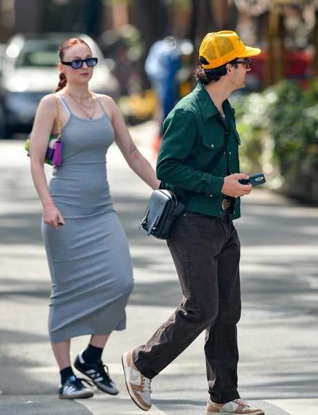 lesbische milf onlyfans nackt bild