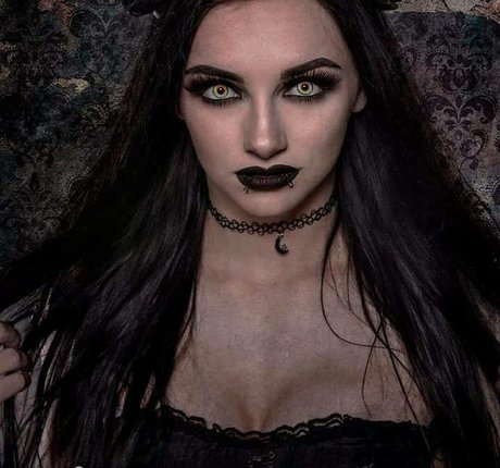 GiGi Dolan xxx erotische foto