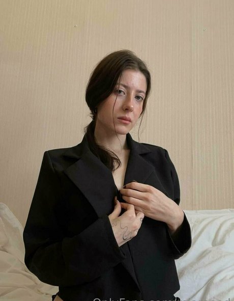 miareeed perfekte nacktheit galerie